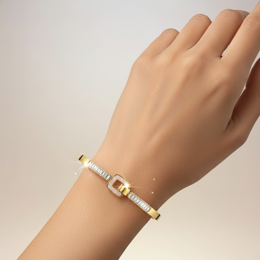 Square Charm Baguette Bangle
